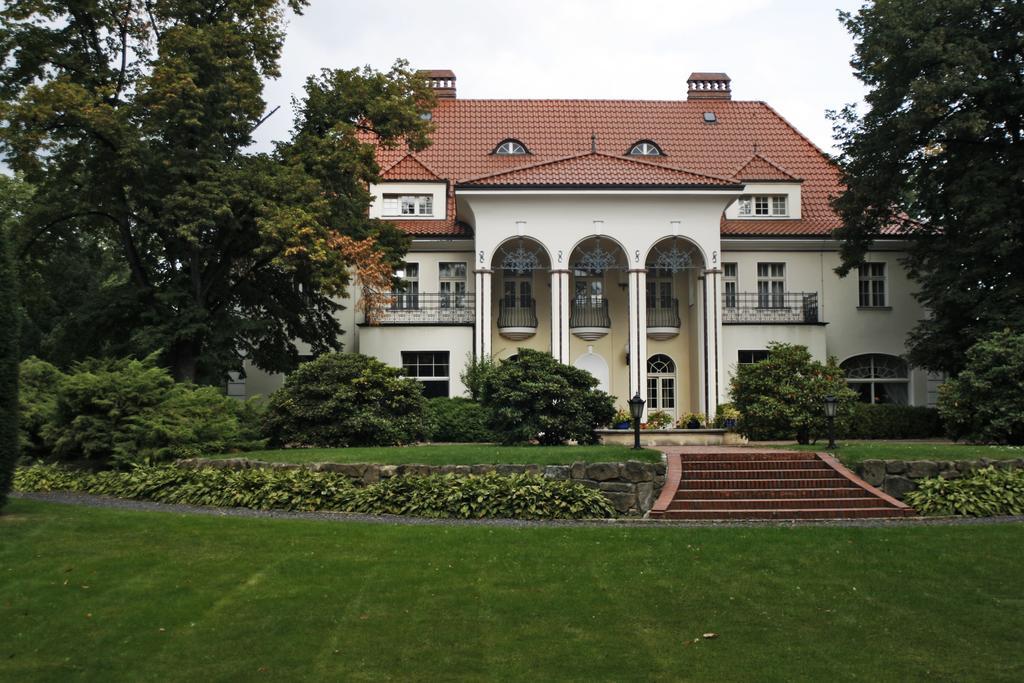 Rezydencja Willa Park & Restauracja Legnica Exterior photo