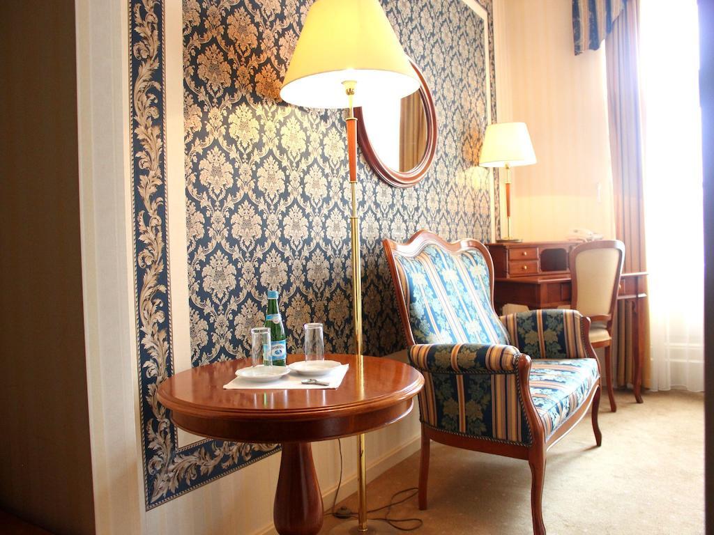 Rezydencja Willa Park & Restauracja Legnica Room photo